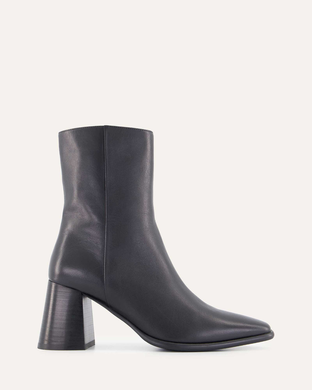 IGGY MID ANKLE BOOTS BLACK LEATHER