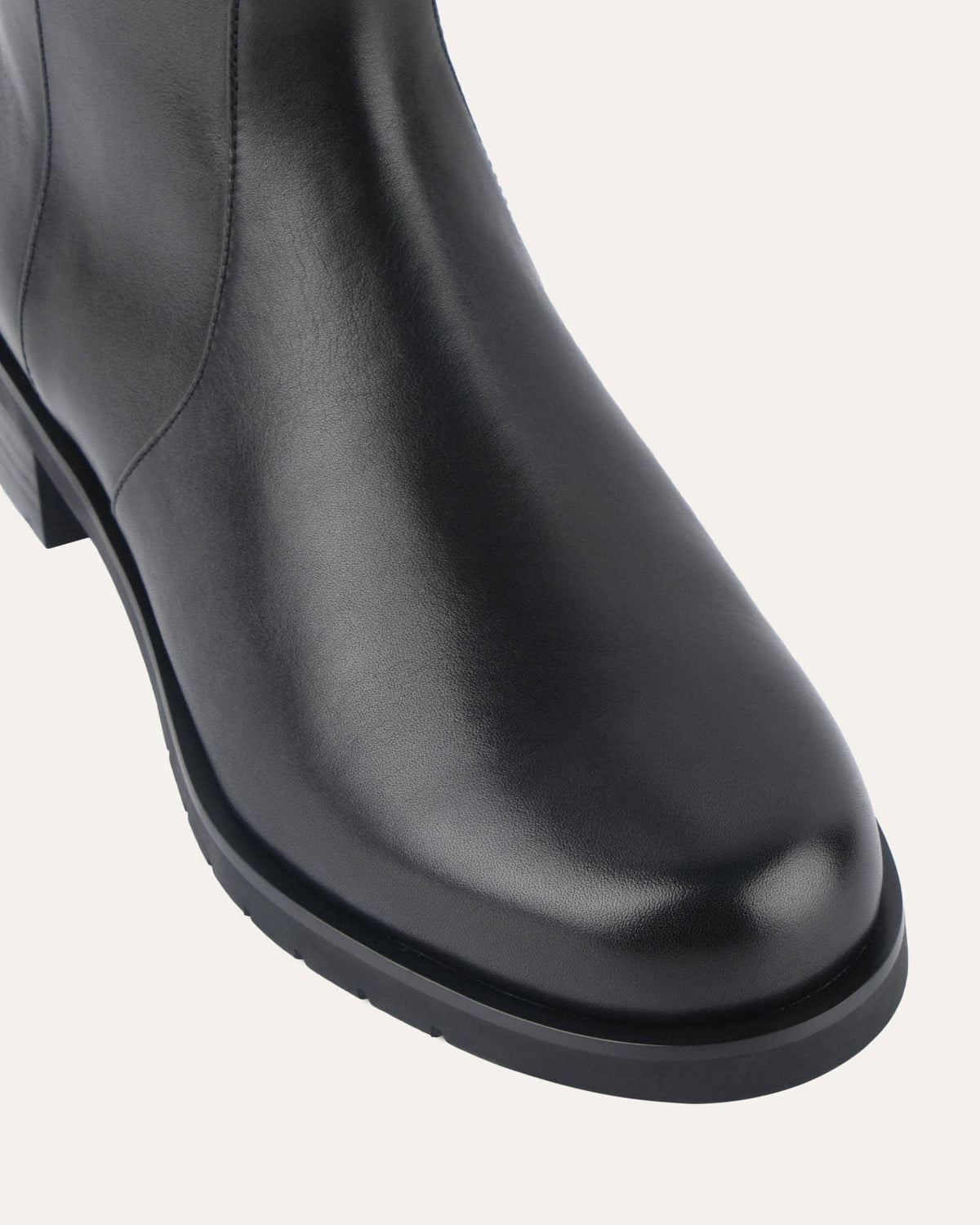 JOHNSTON FLAT ANKLE BOOTS BLACK LEATHER