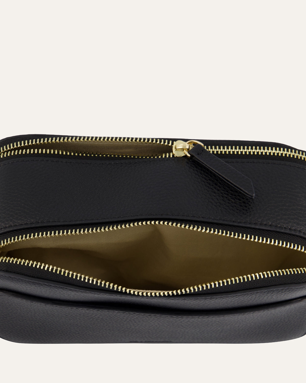 PHOEBE CROSSBODY BAG BLACK LEATHER