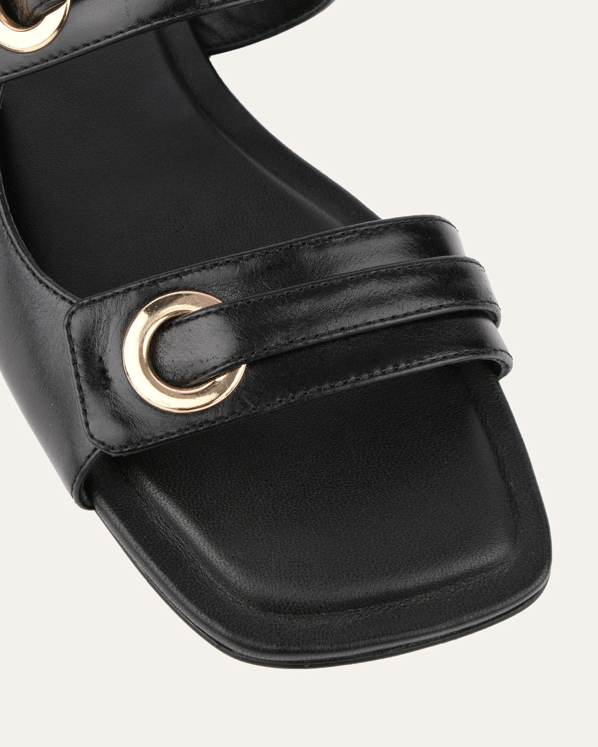 QUILL FLAT SANDALS BLACK LEATHER