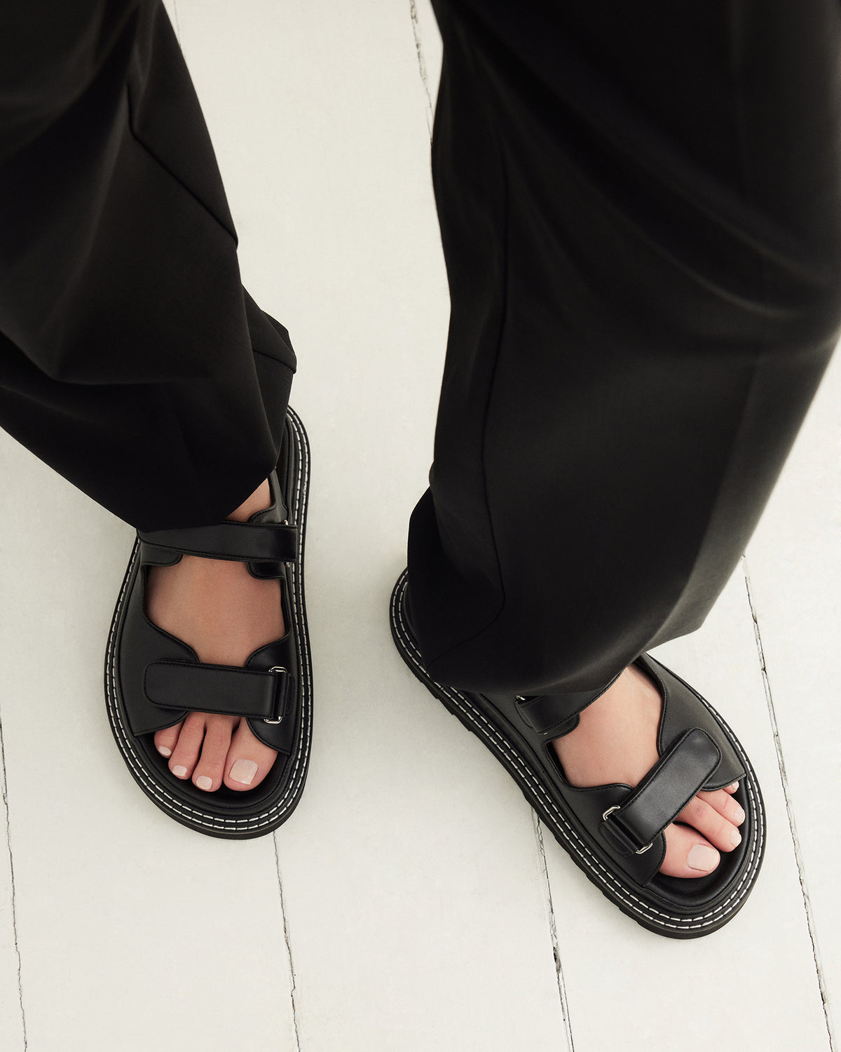 VITO FLAT SANDALS BLACK LEATHER