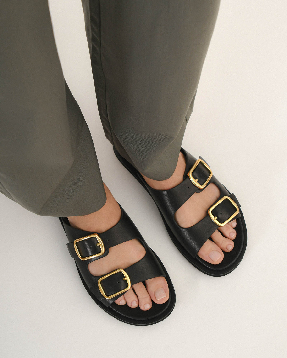 EGON FLAT SANDALS BLACK LEATHER