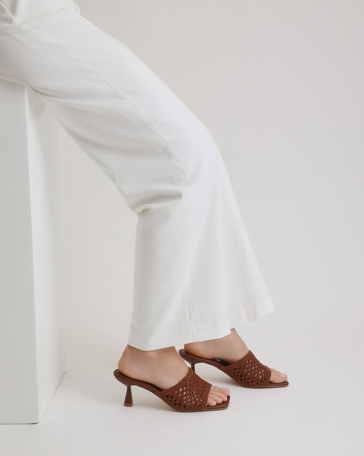 JORDYN MID HEEL SANDALS COGNAC TEXTILE