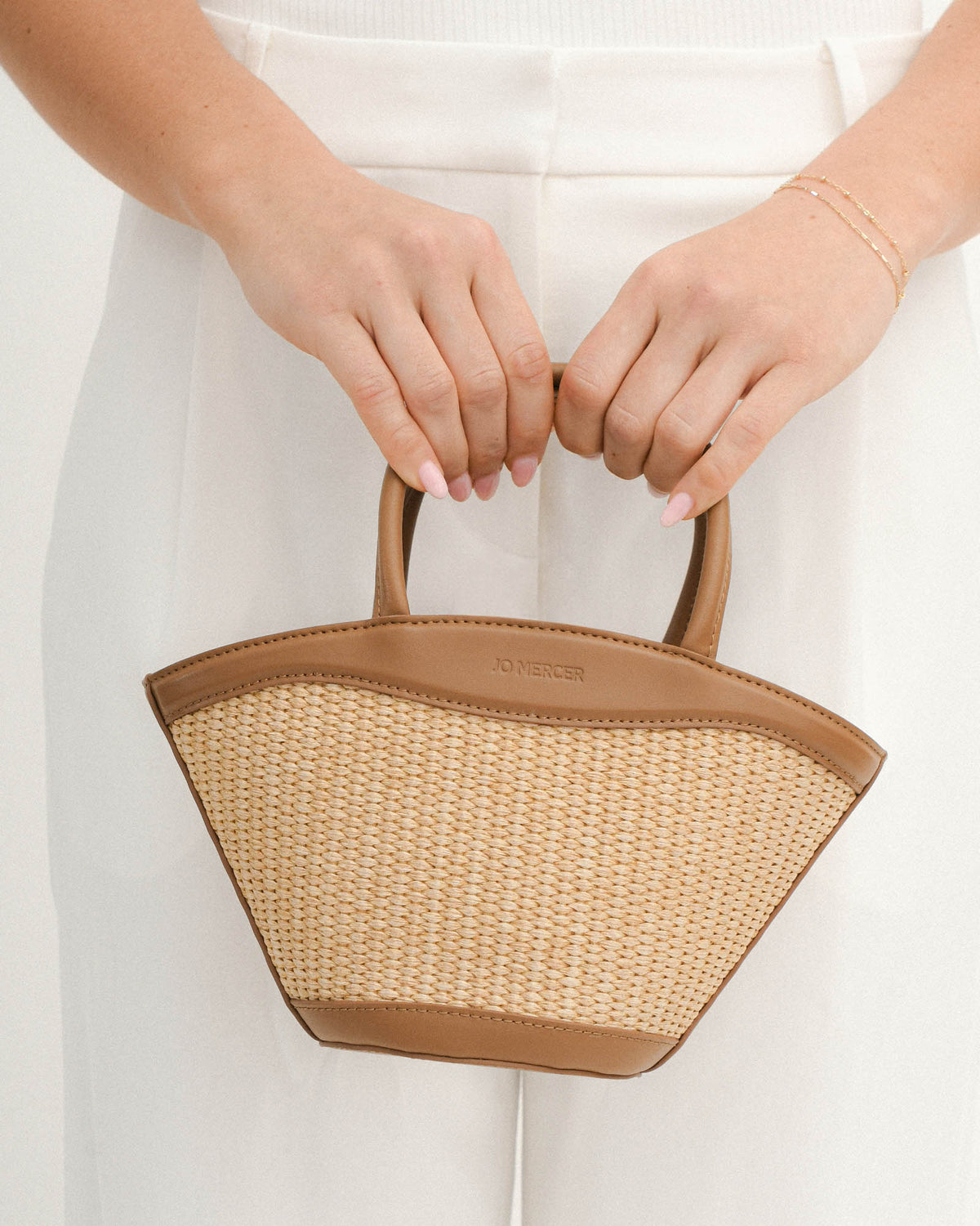 PEQUE MINI TOTE BAG CARAMEL RAFFIA