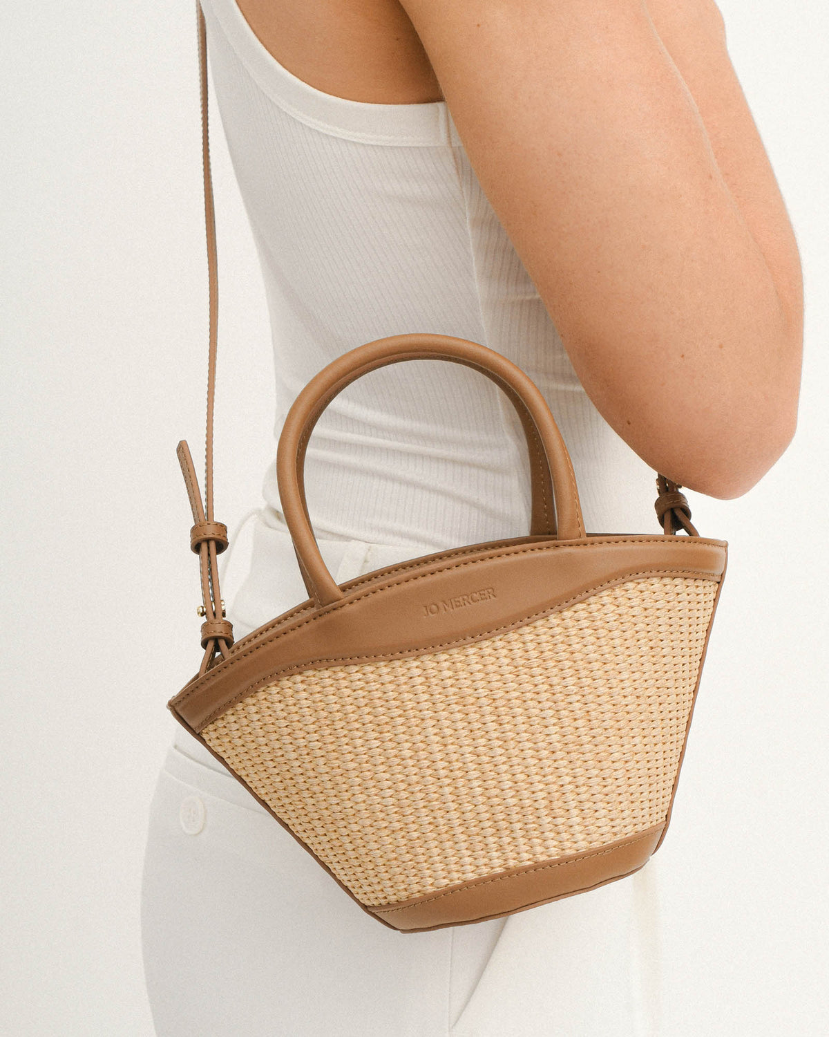 PEQUE MINI TOTE BAG CARAMEL RAFFIA