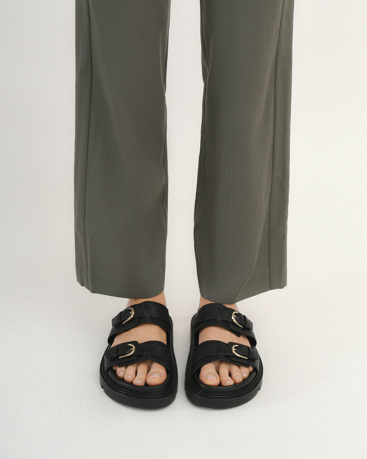 VICHY FLAT SANDALS BLACK LEATHER