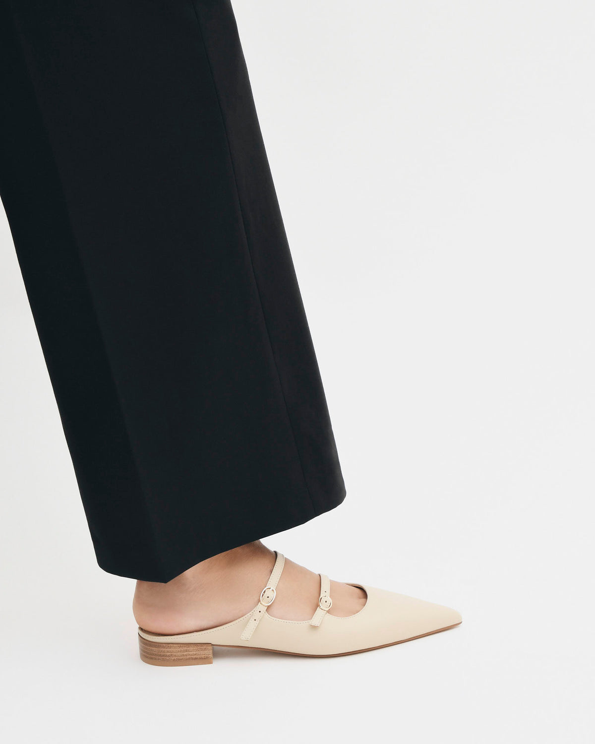 ADELE DRESS FLATS SAND LEATHER