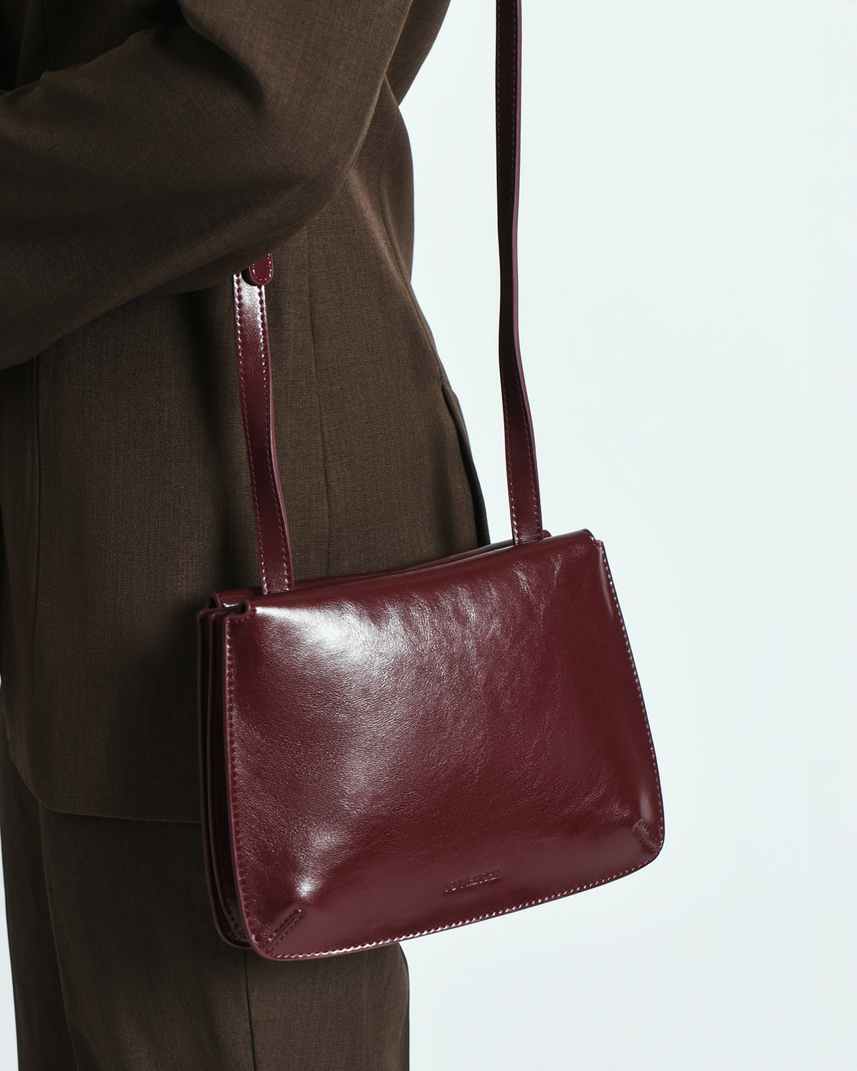 AMBER CROSSBODY BAG MERLOT LEATHER