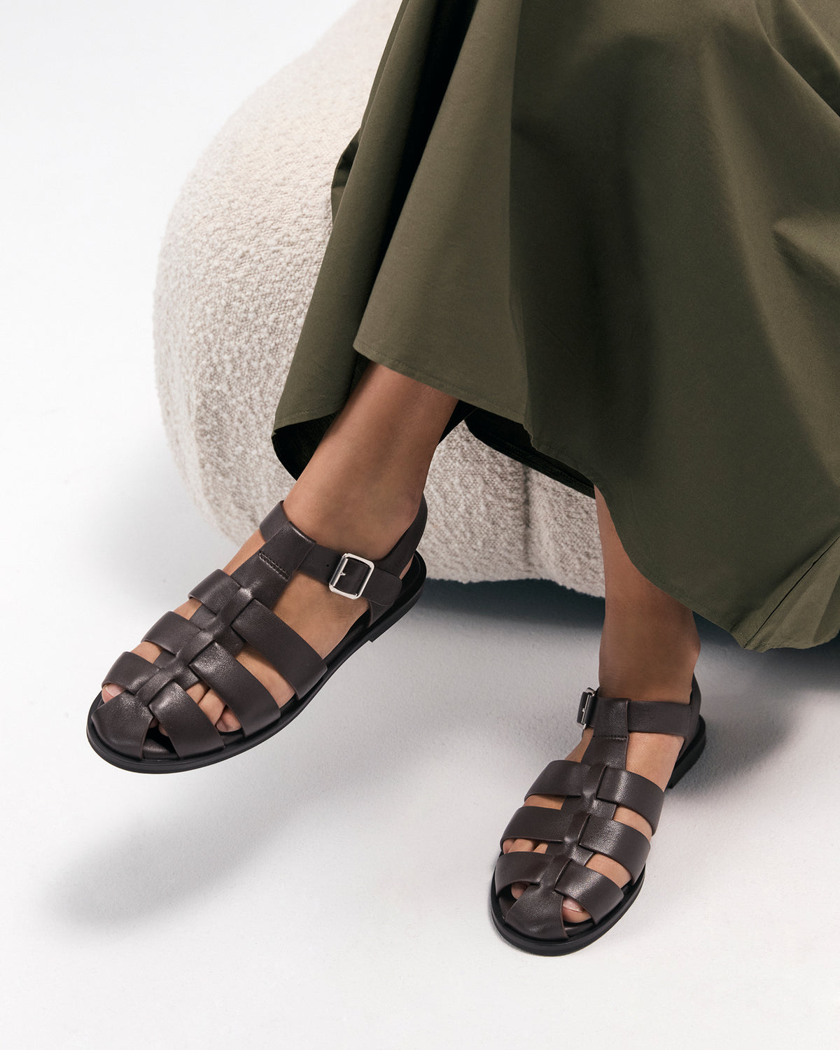 FINN FLAT SANDALS CHOCOLATE LEATHER