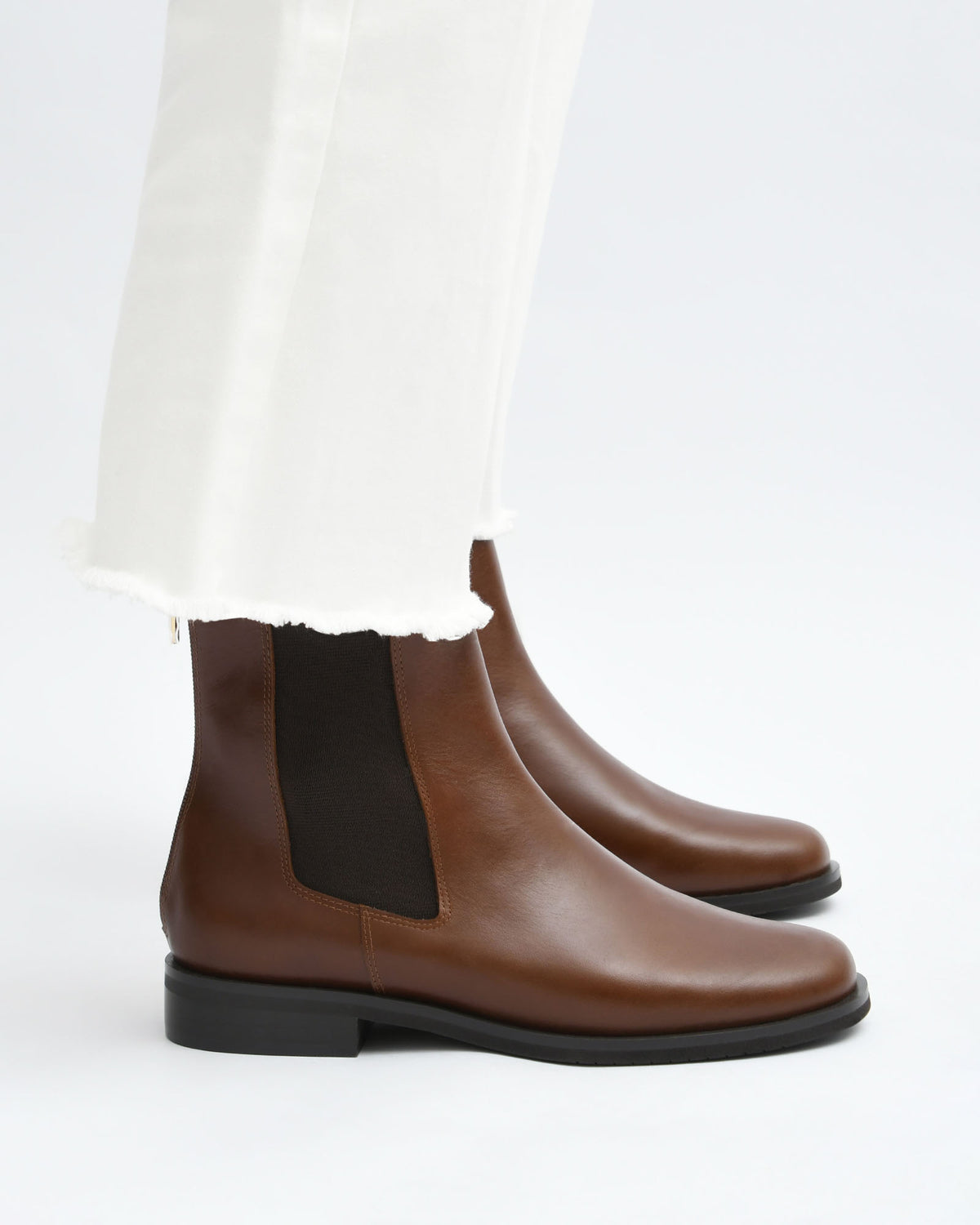 GABE FLAT ANKLE BOOT DARK CHOCOLATE LEATHER