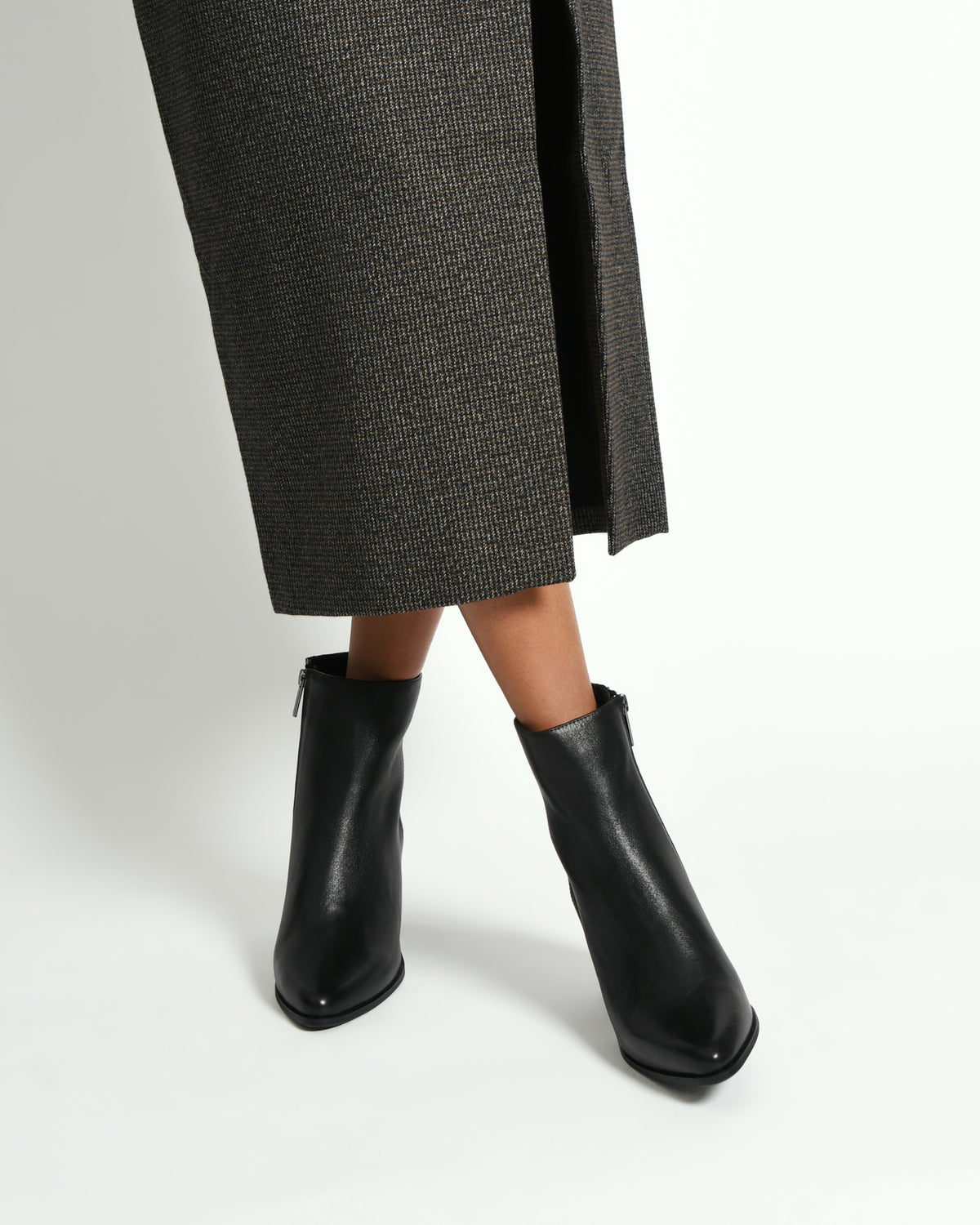 LUNA HIGH ANKLE BOOTS BLACK LEATHER