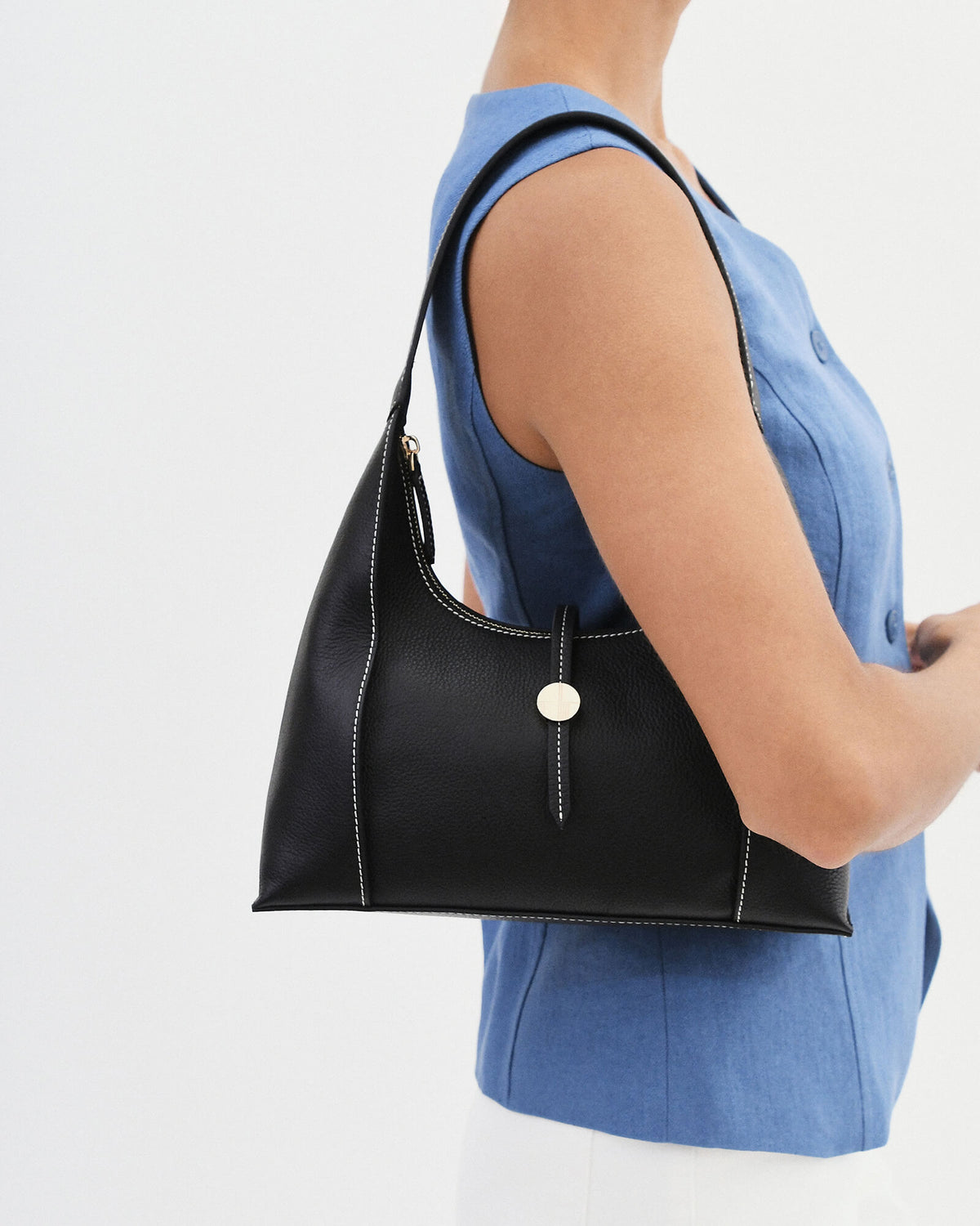 SHILO SHOULDER BAG BLACK LEATHER